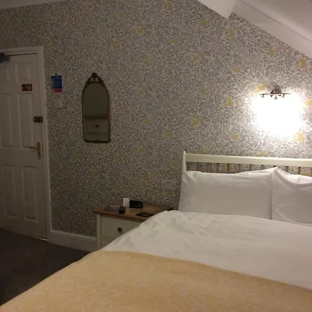 The Windsor לינה וארוחת בוקר 3*